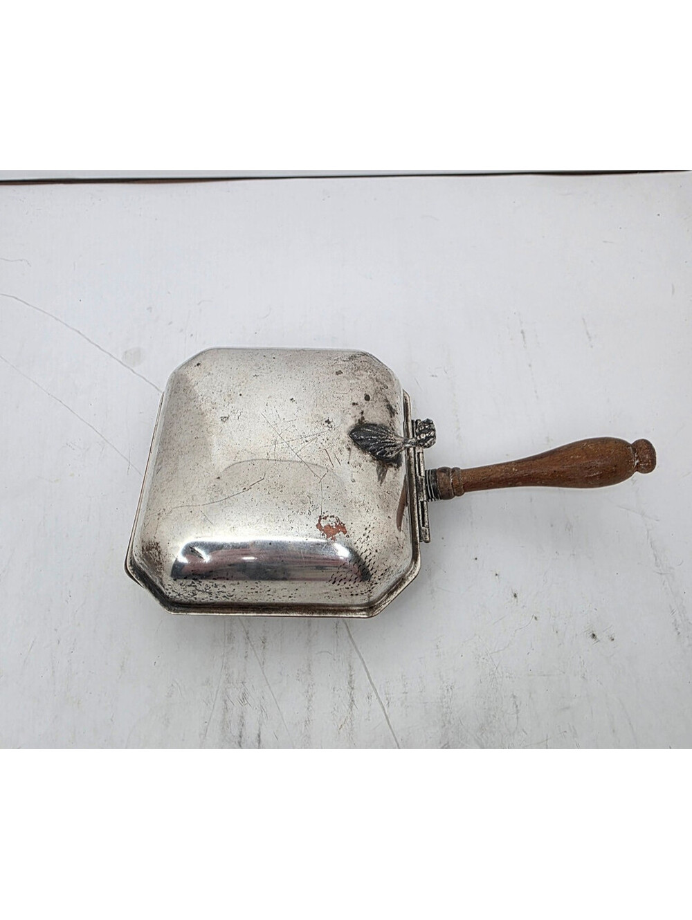Vintage Sheffield Silver Co. Silverplated Silent Butler/Crumb Catcher 1940/1950s